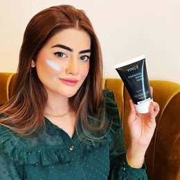 VINCE Sulfate Free Charcoal Mask Washable Texture